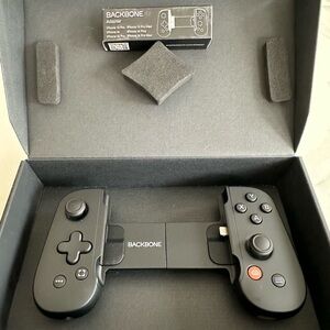 XBOX One Backbone

Never used but opened, compatible w/iphone